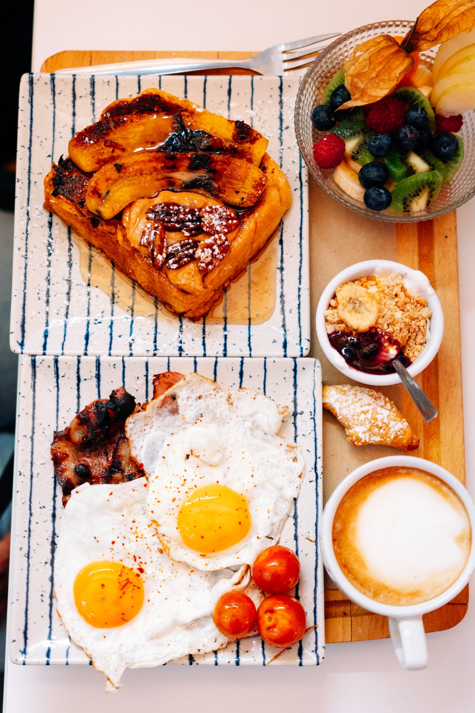 Desayuno caliente recién preparado